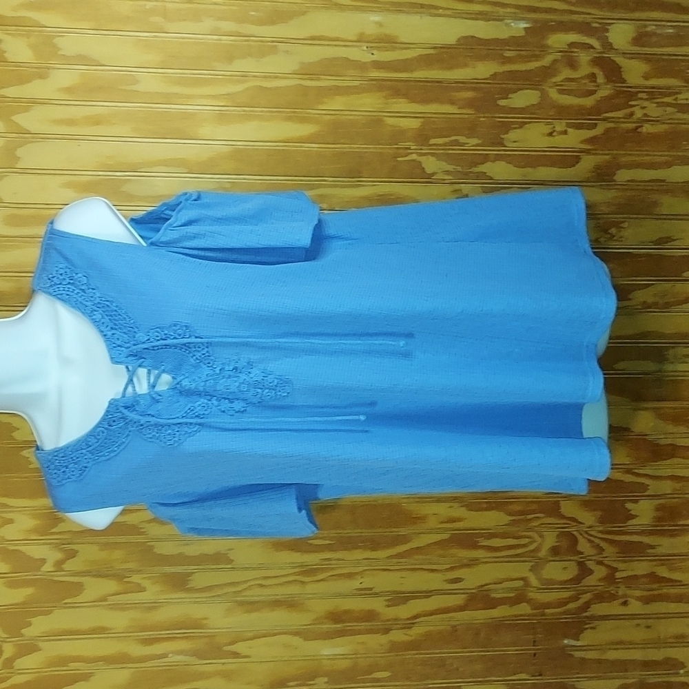 AGB  Cold Shoulder Top